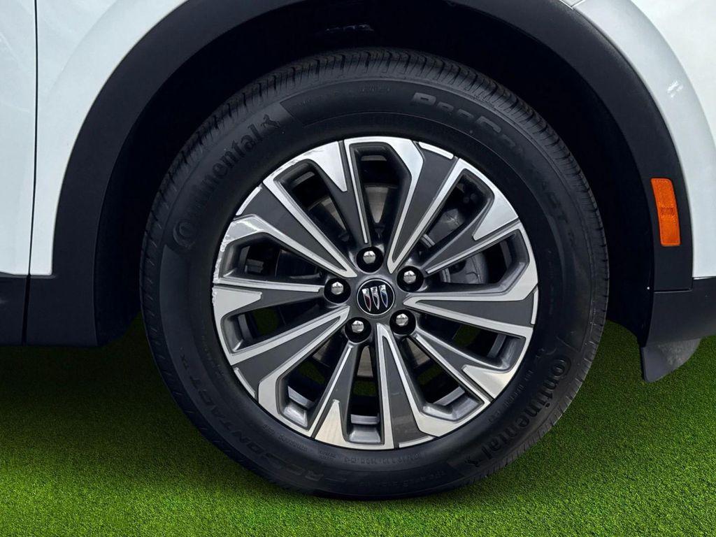 used 2024 Buick Envision car, priced at $24,195