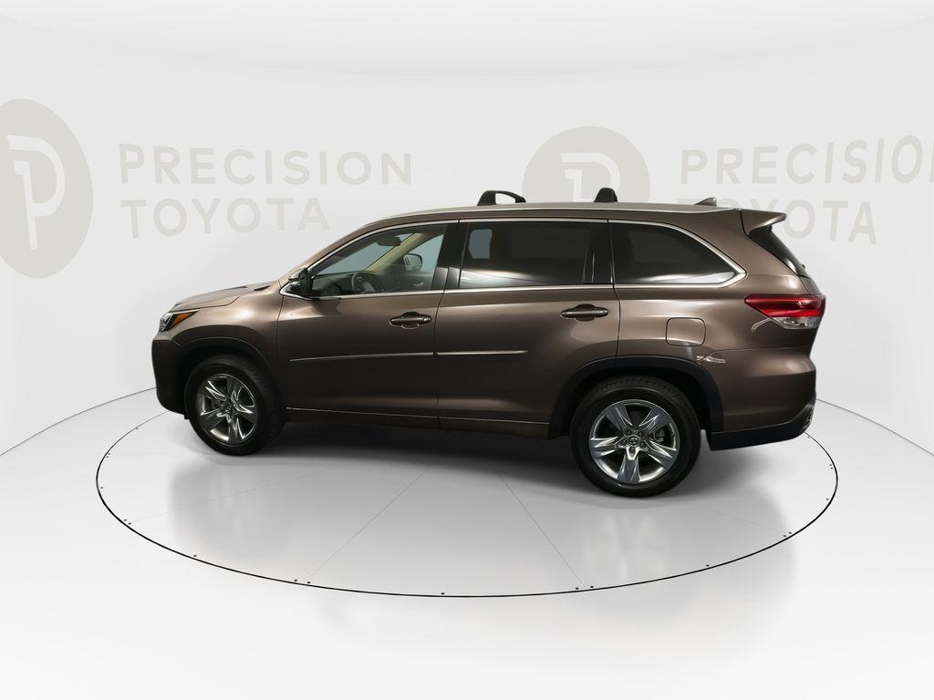 used 2017 Toyota Highlander car, priced at $29,632