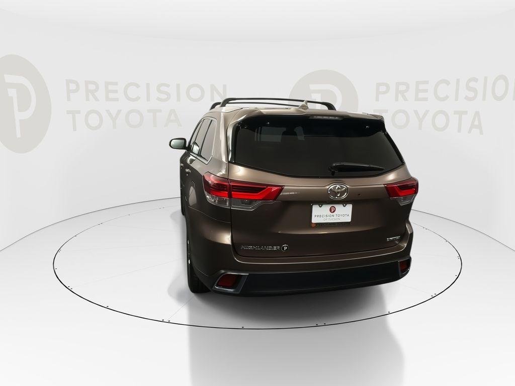 used 2017 Toyota Highlander car, priced at $29,632