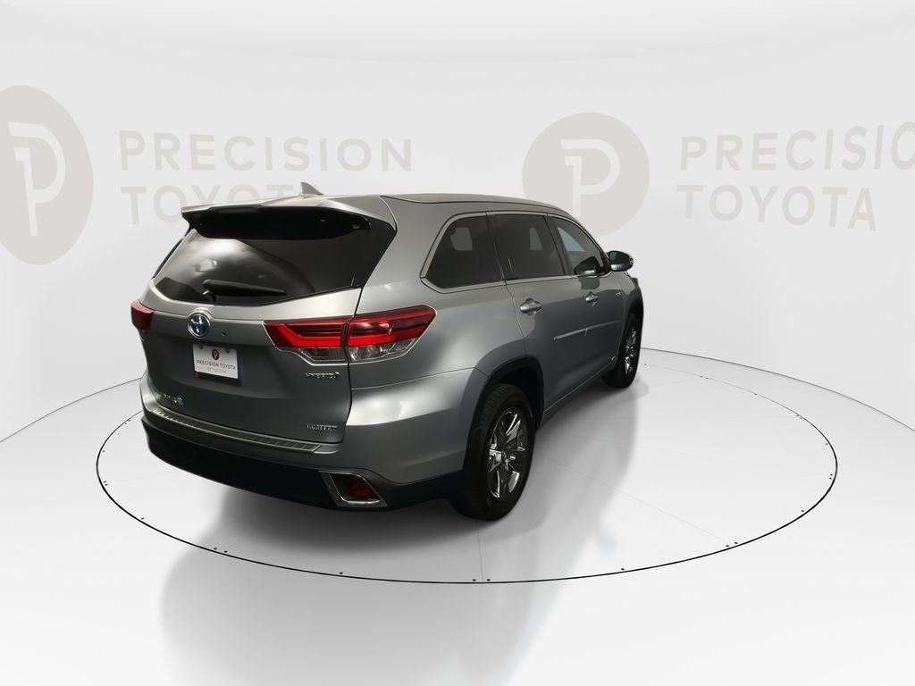 used 2017 Toyota Highlander Hybrid car, priced at $26,799
