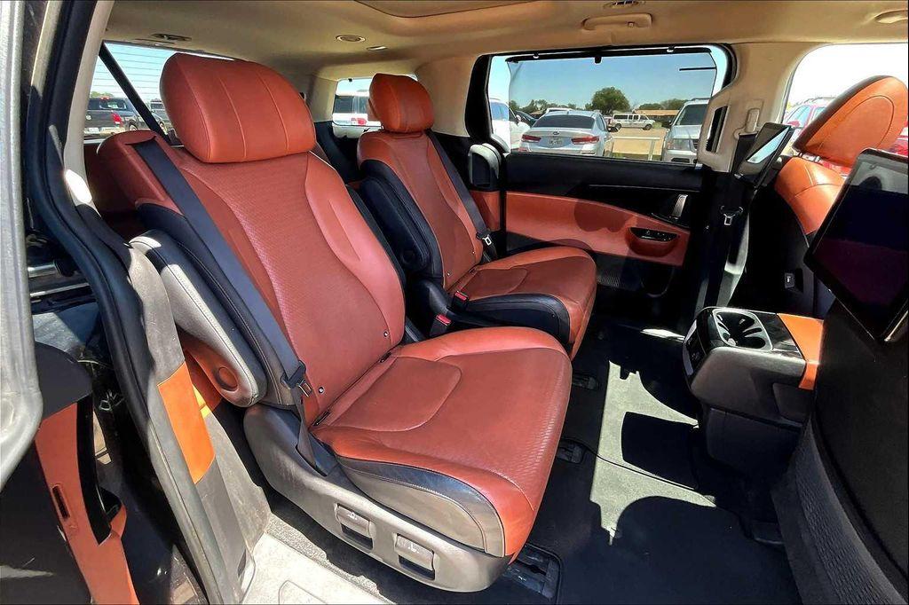 used 2022 Kia Carnival car, priced at $27,999