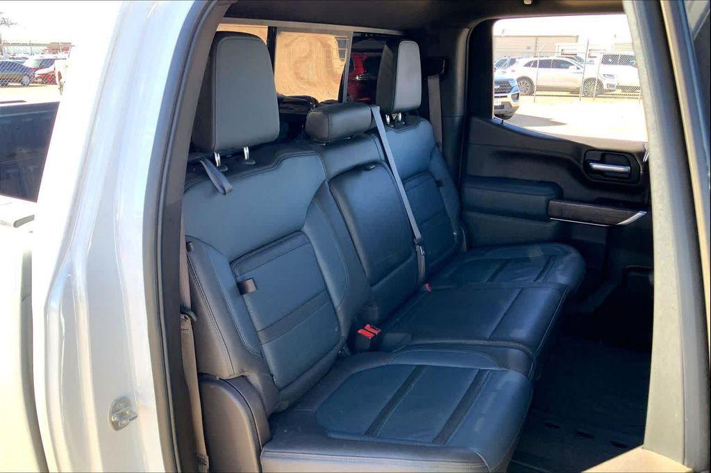 used 2021 GMC Sierra 1500 car, priced at $42,999