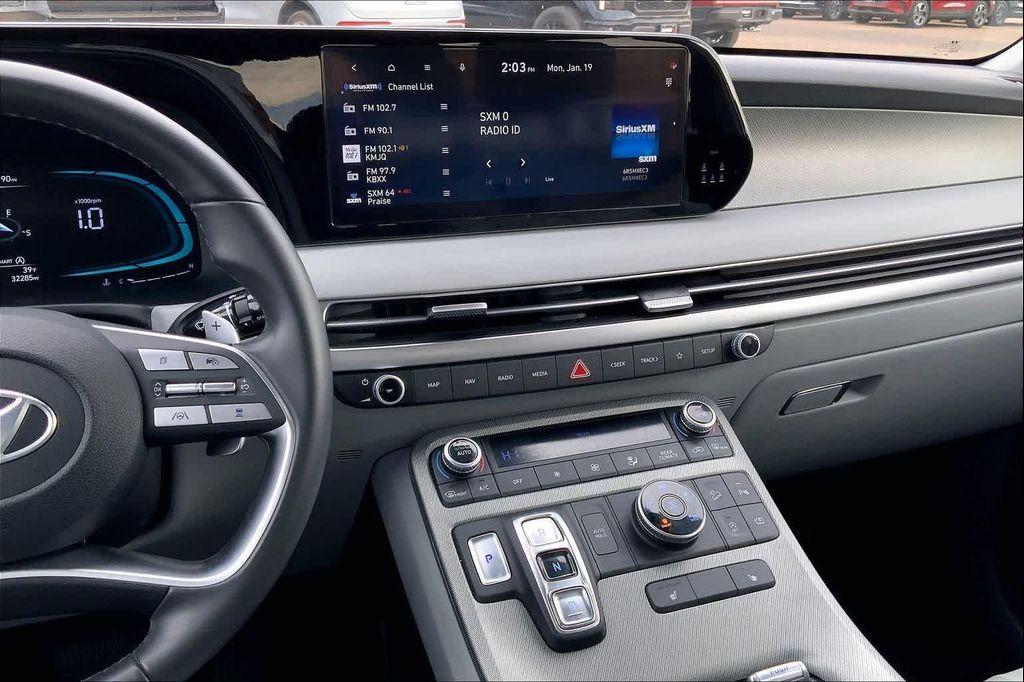 used 2025 Hyundai Palisade car, priced at $35,099