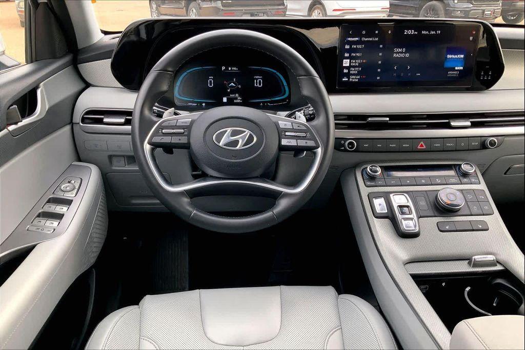 used 2025 Hyundai Palisade car, priced at $35,099
