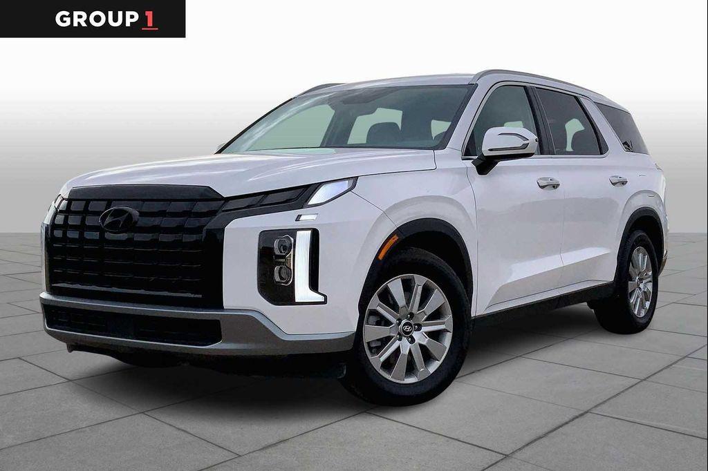 used 2025 Hyundai Palisade car, priced at $35,099