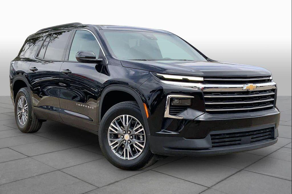 used 2025 Chevrolet Traverse car, priced at $36,524