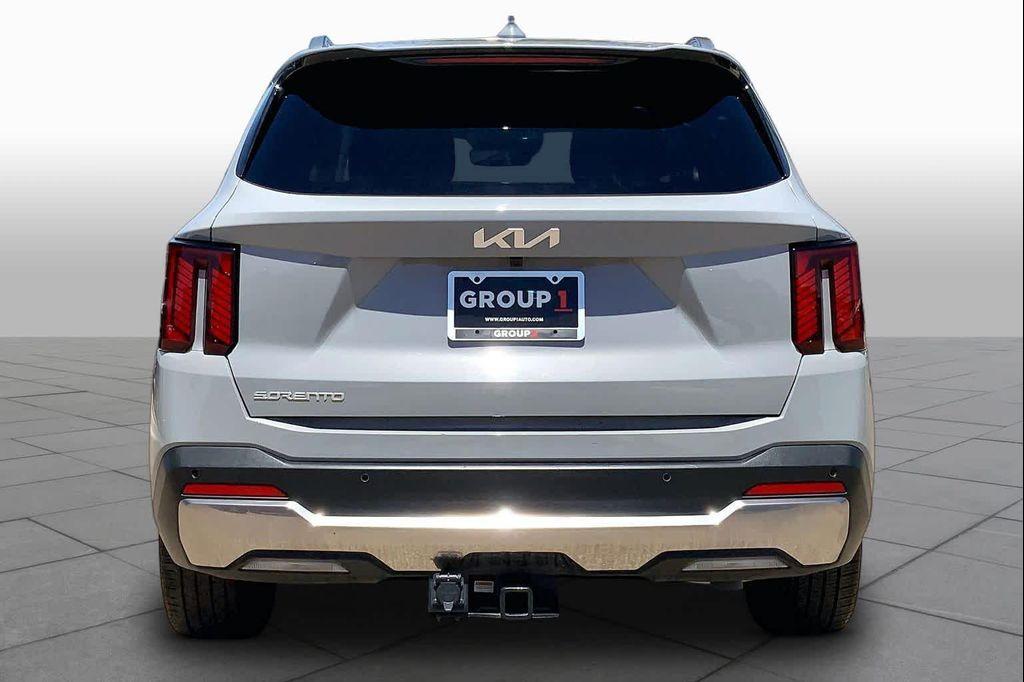 used 2024 Kia Sorento car, priced at $32,724