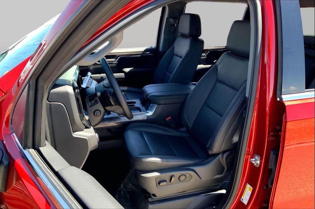 used 2025 Chevrolet Silverado 1500 car, priced at $45,482