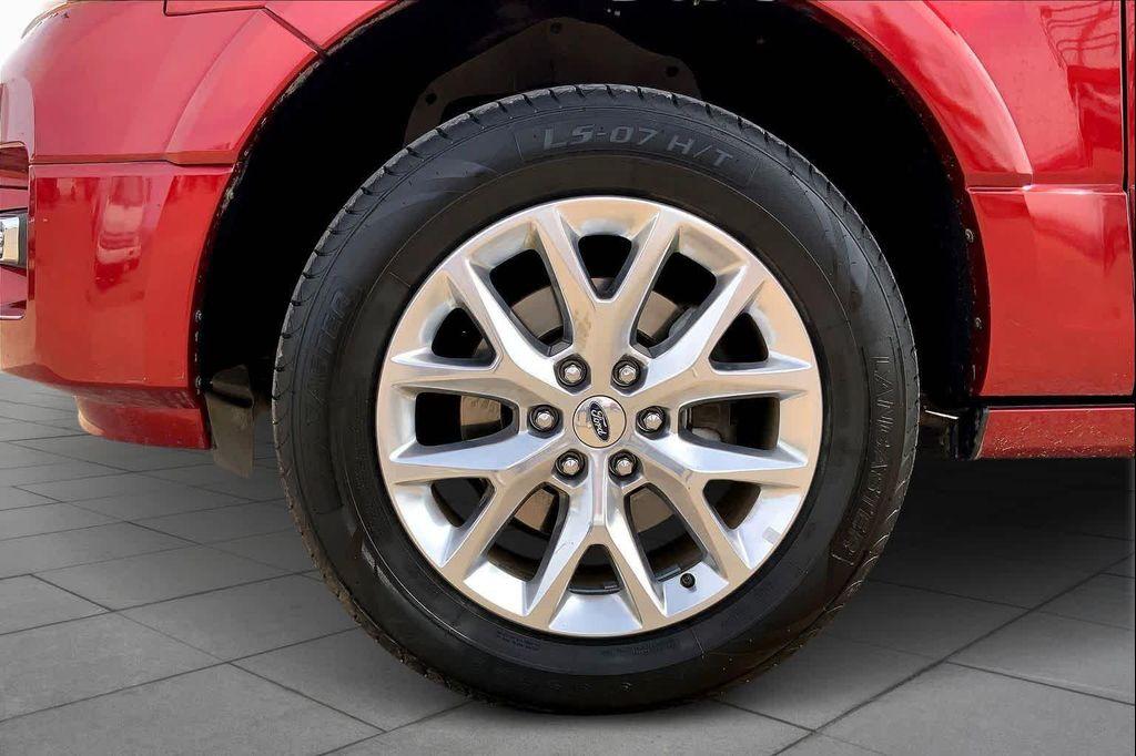 used 2017 Ford Expedition car, priced at $16,999