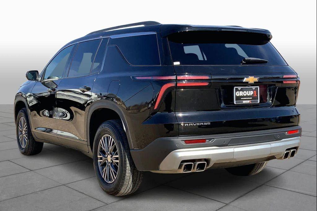 used 2025 Chevrolet Traverse car, priced at $36,599