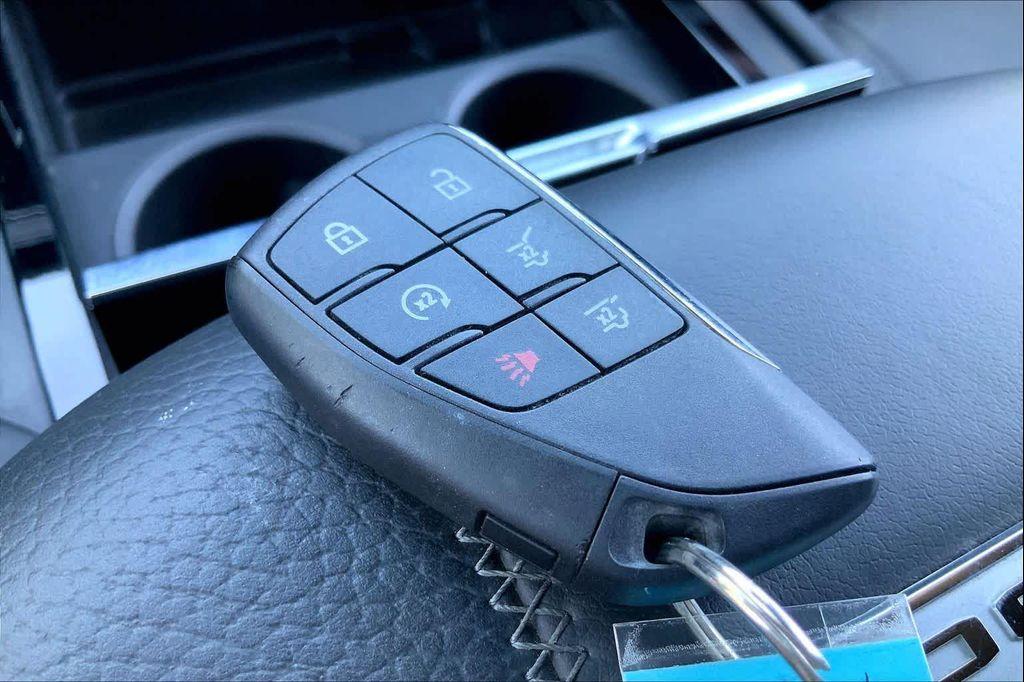 used 2025 GMC Yukon XL car, priced at $72,224