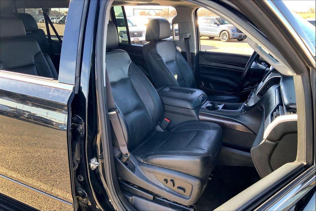 used 2017 GMC Yukon XL car, priced at $12,999