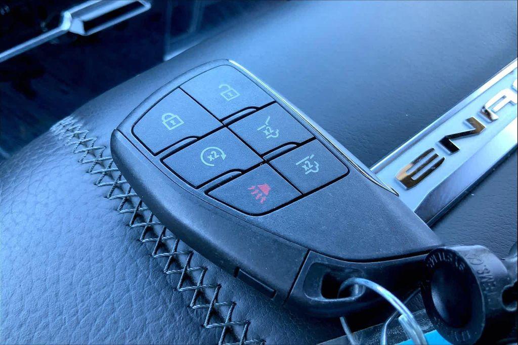 used 2025 GMC Yukon car, priced at $75,999