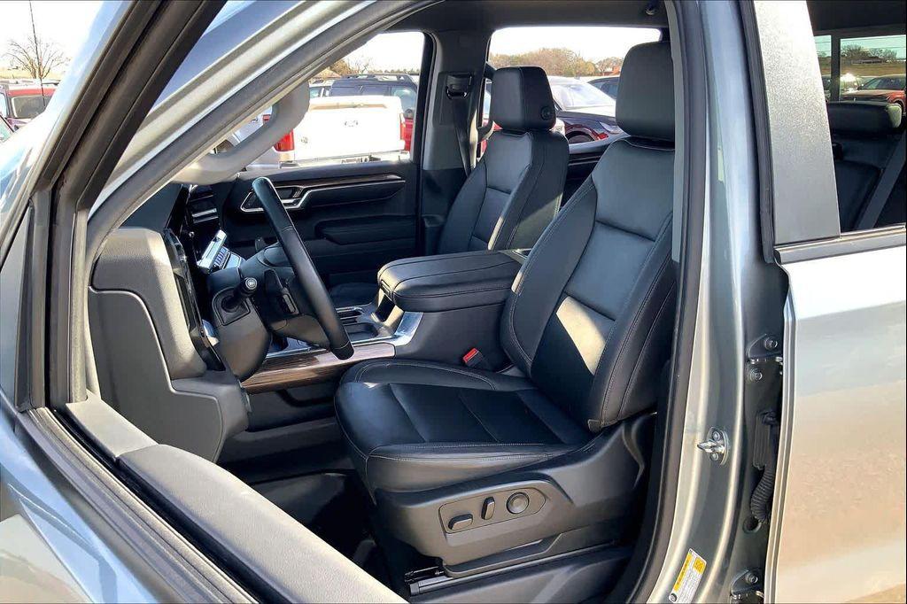 used 2023 Chevrolet Silverado 1500 car, priced at $38,999