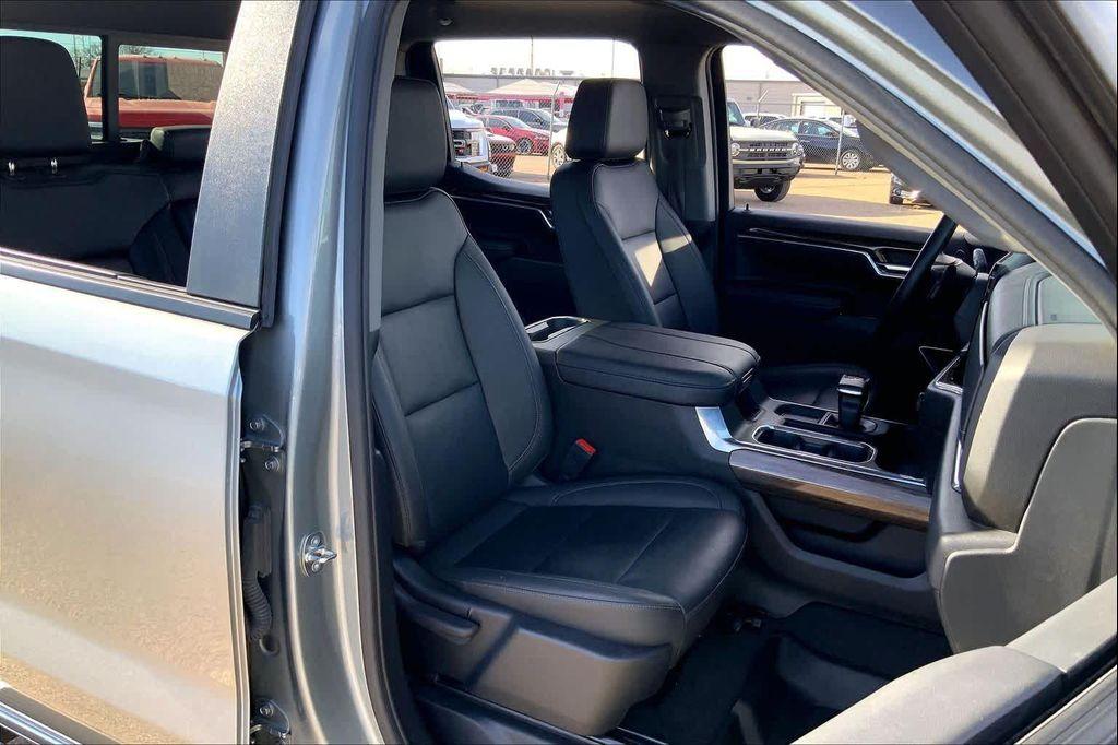 used 2023 Chevrolet Silverado 1500 car, priced at $38,999