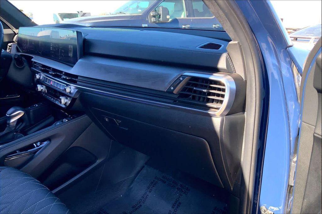 used 2024 Kia Telluride car, priced at $35,999