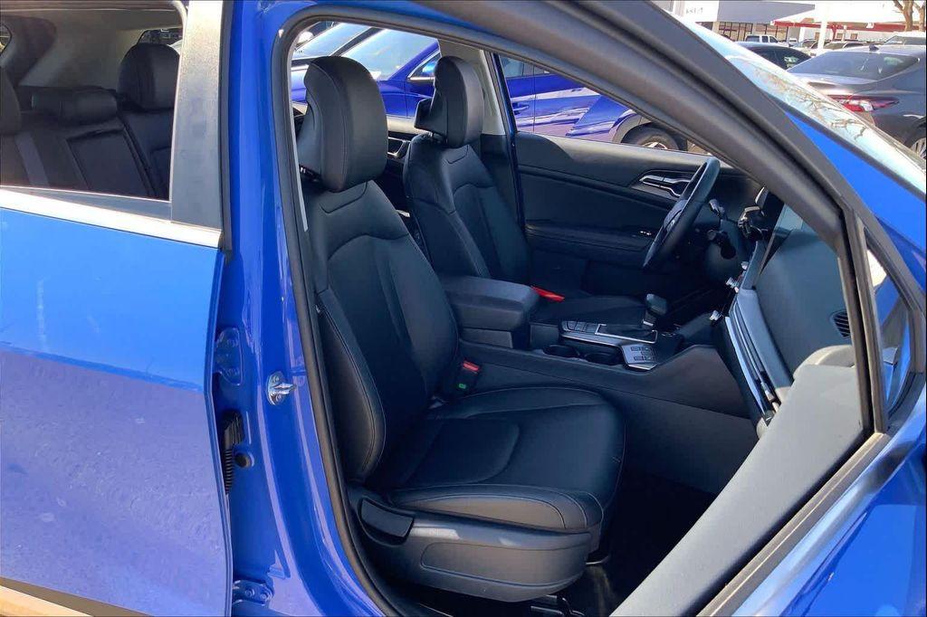 used 2026 Kia Sportage car, priced at $26,999