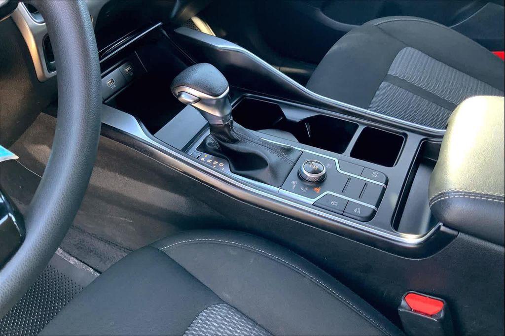 used 2022 Kia Sorento car, priced at $21,599