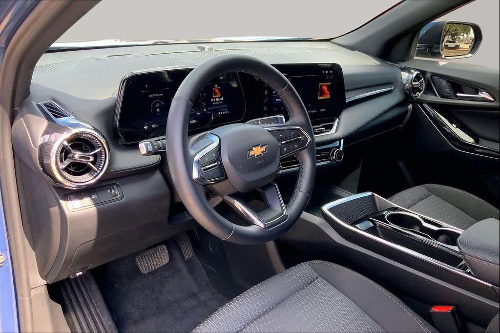 used 2025 Chevrolet Equinox car, priced at $27,224