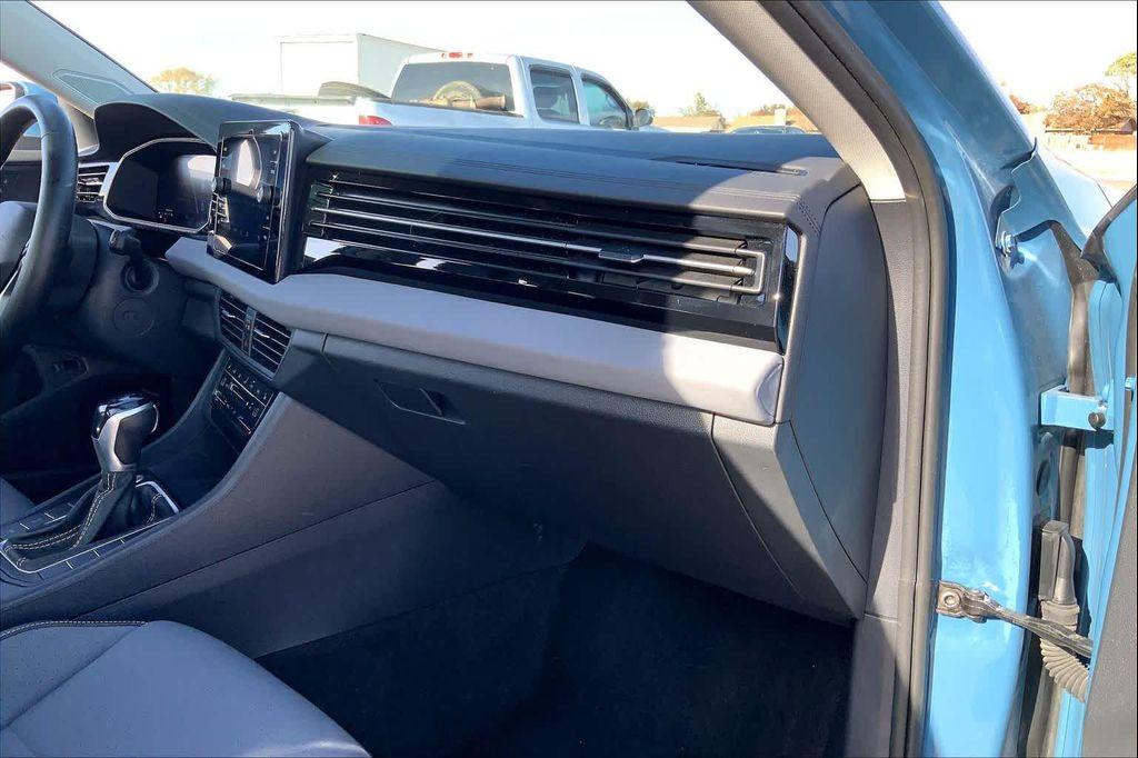 used 2025 Volkswagen Jetta car, priced at $20,999