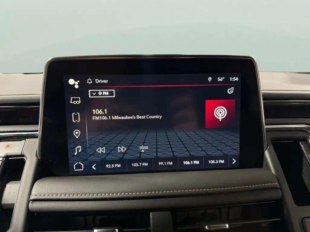 used 2023 GMC Yukon XL car, priced at $50,912