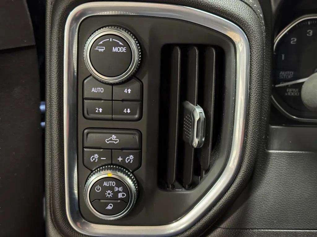 used 2021 GMC Sierra 1500 car, priced at $35,995