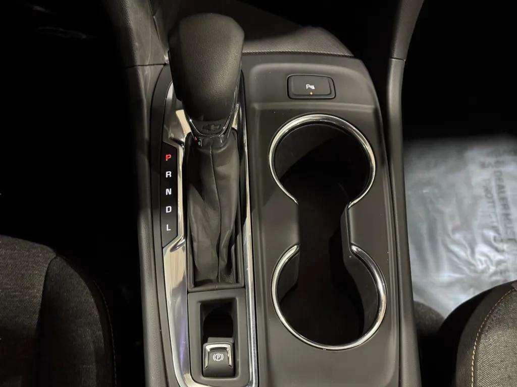 used 2024 Chevrolet Equinox car, priced at $23,995