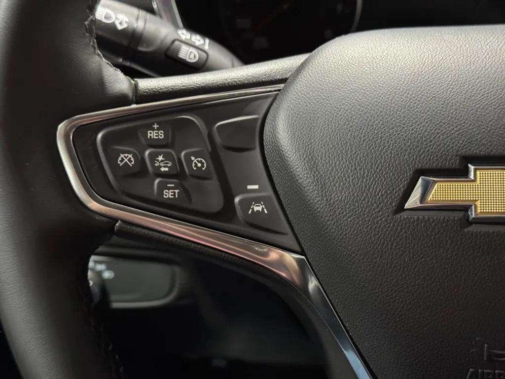 used 2024 Chevrolet Equinox car, priced at $23,995