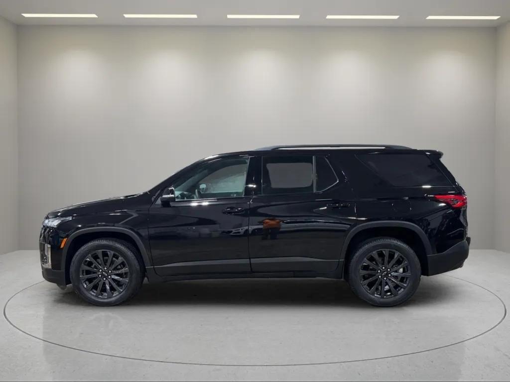 used 2024 Chevrolet Traverse Limited car, priced at $37,995