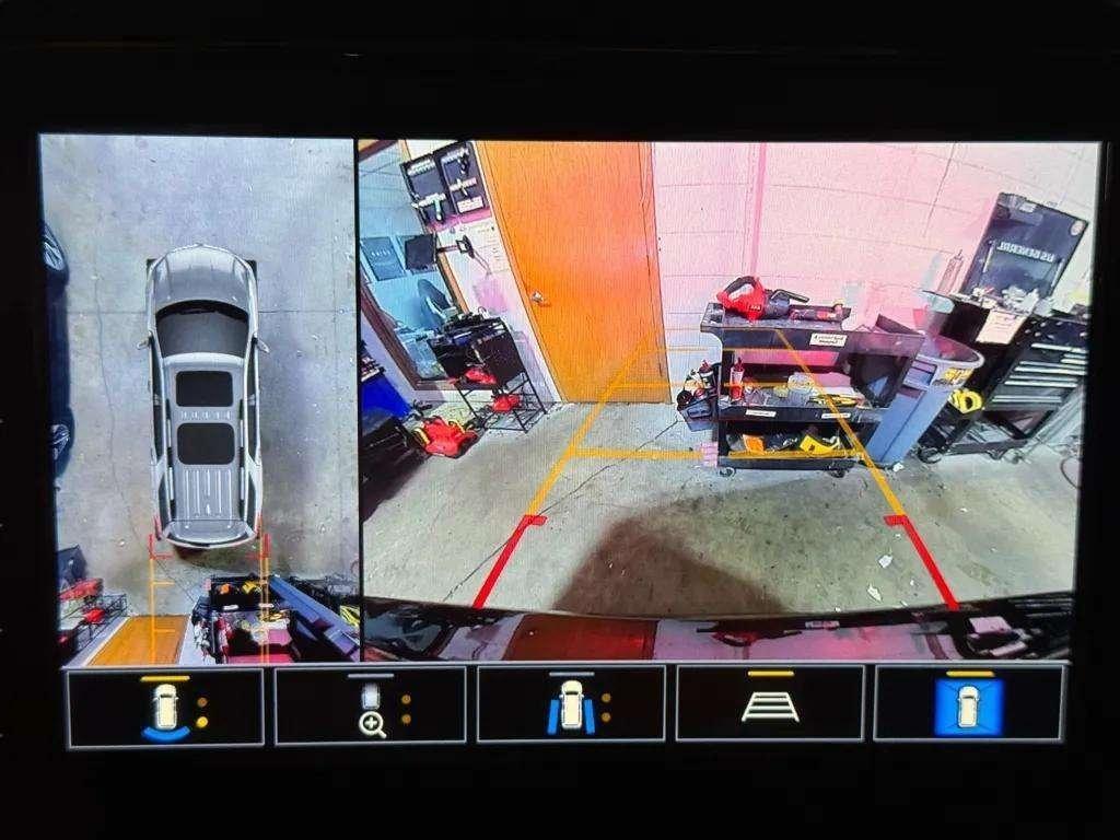 used 2024 Chevrolet Traverse Limited car, priced at $37,995