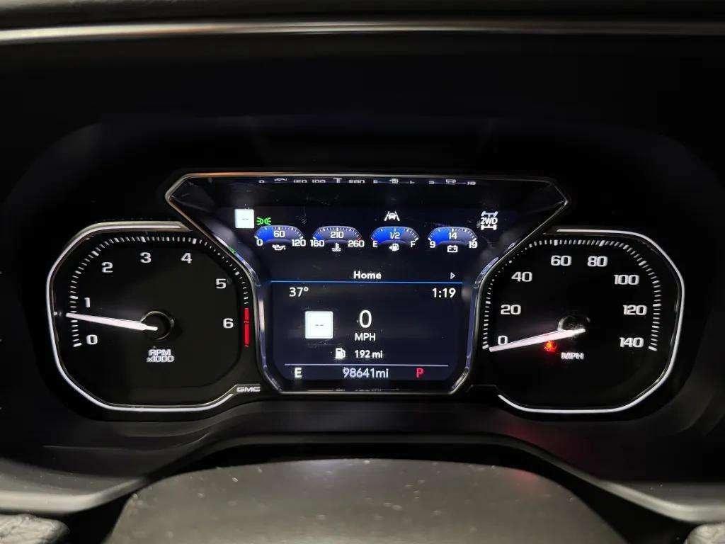 used 2021 GMC Yukon XL car, priced at $43,911