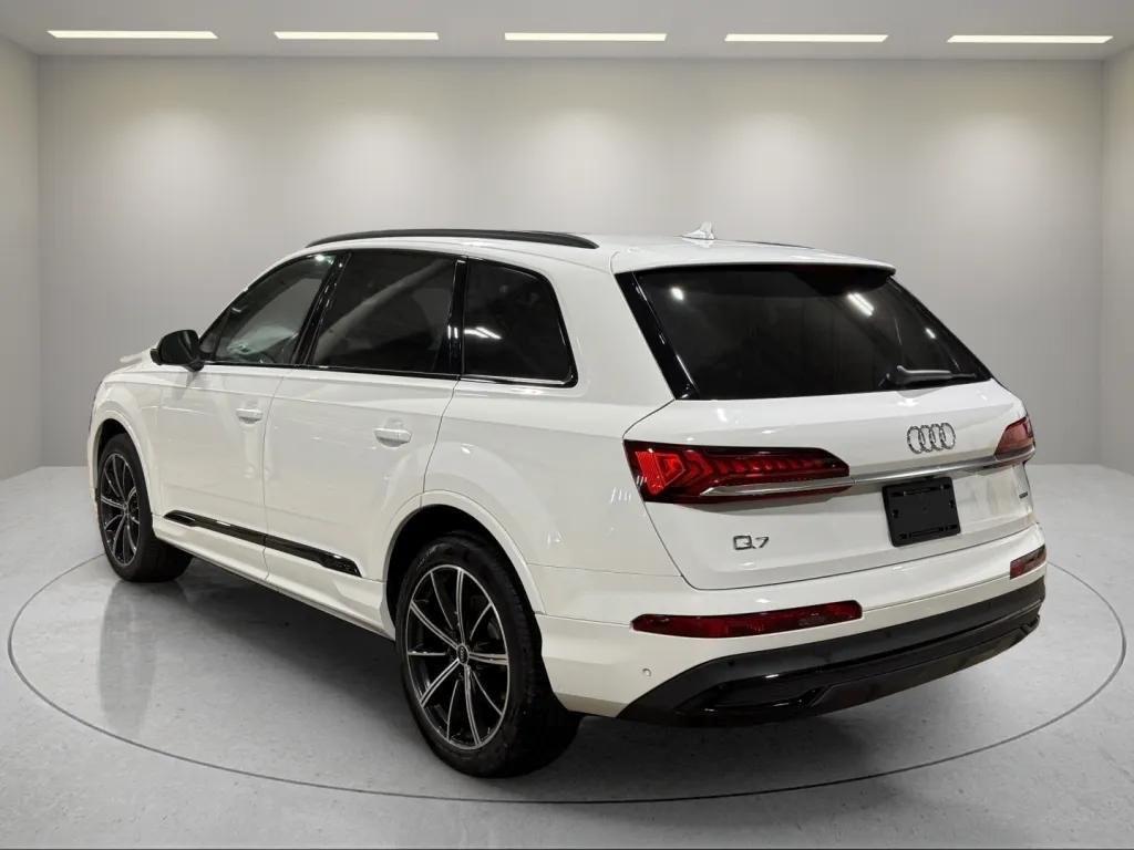 used 2021 Audi Q7 car, priced at $27,515