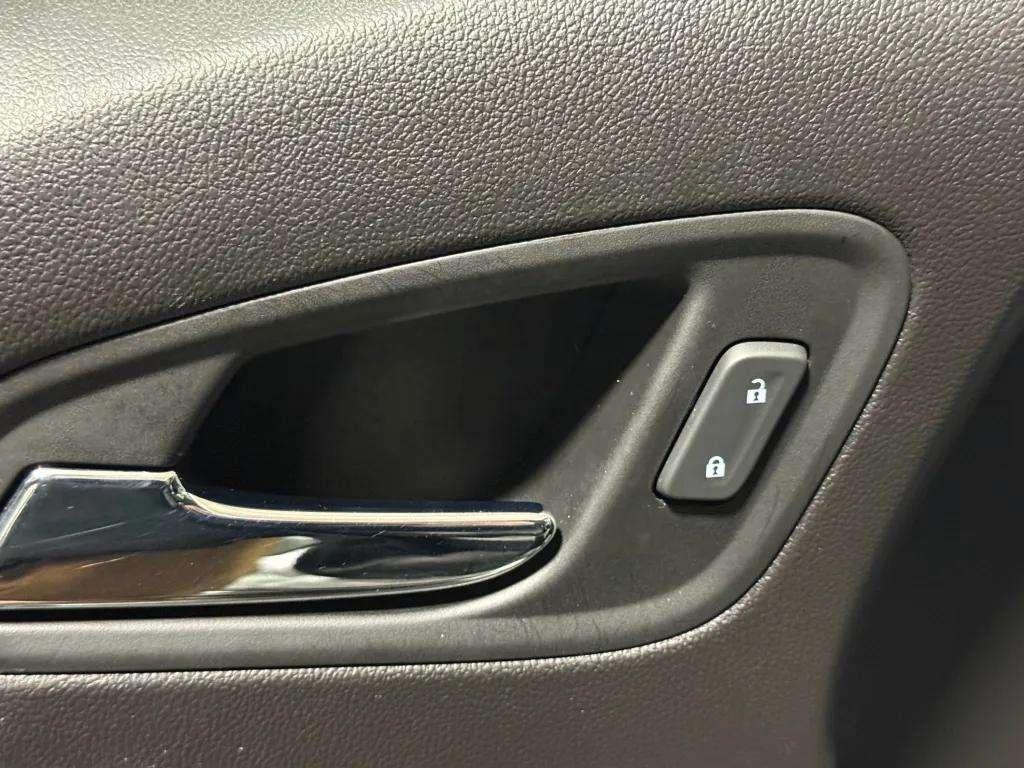 used 2021 GMC Canyon car, priced at $32,853