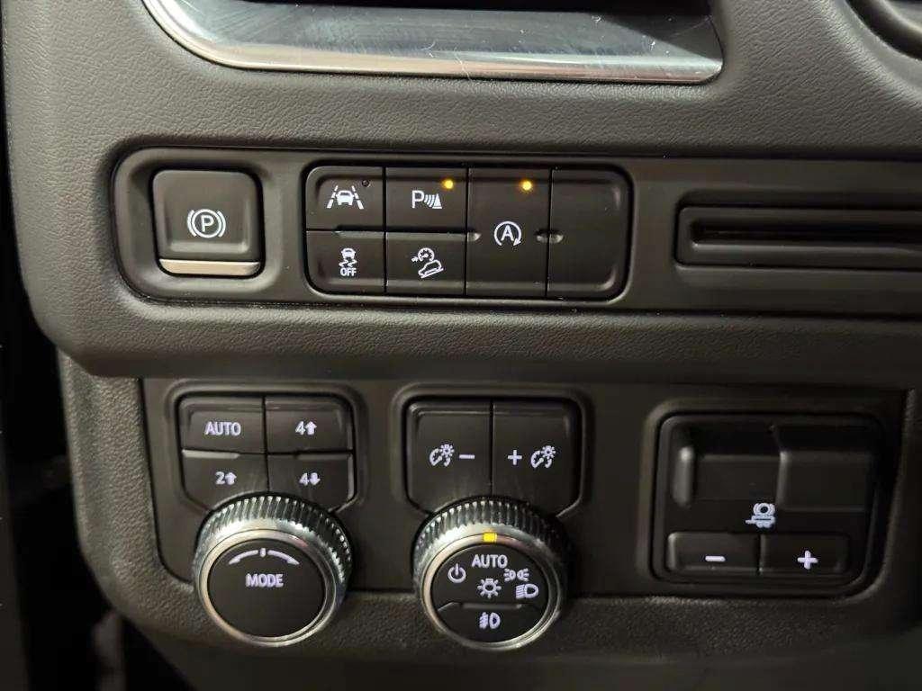 used 2023 GMC Yukon XL car, priced at $63,995