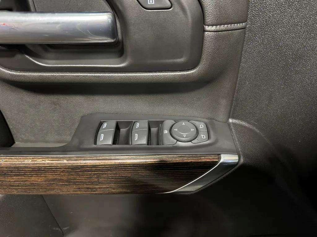 used 2023 GMC Sierra 2500 car, priced at $46,755