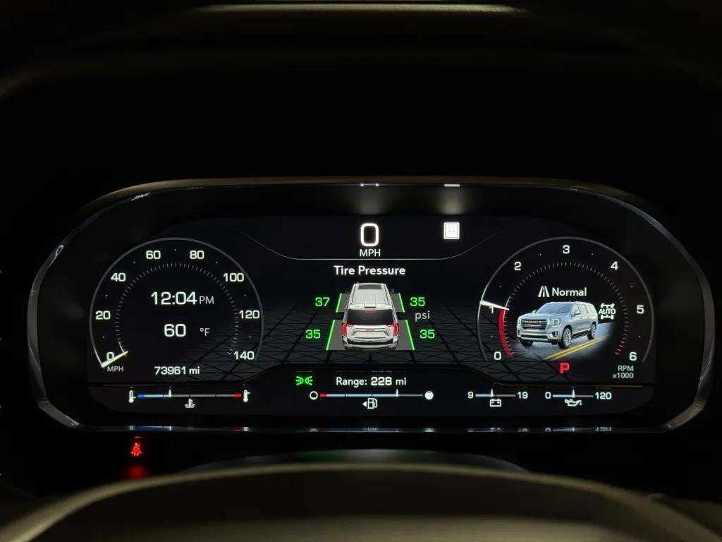 used 2023 GMC Yukon car, priced at $46,538