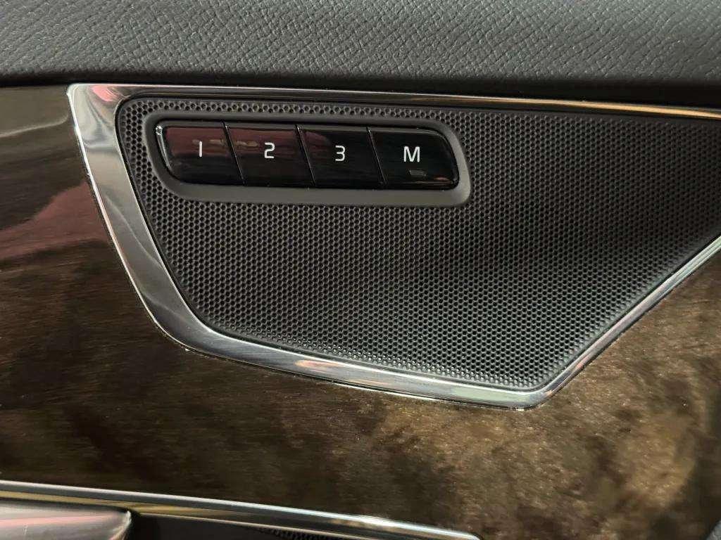 used 2018 Volvo XC90 car, priced at $18,399