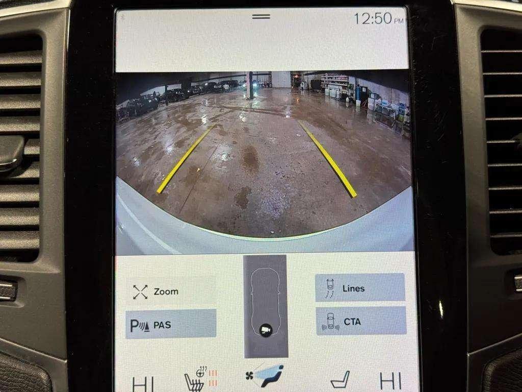 used 2018 Volvo XC90 car, priced at $18,399