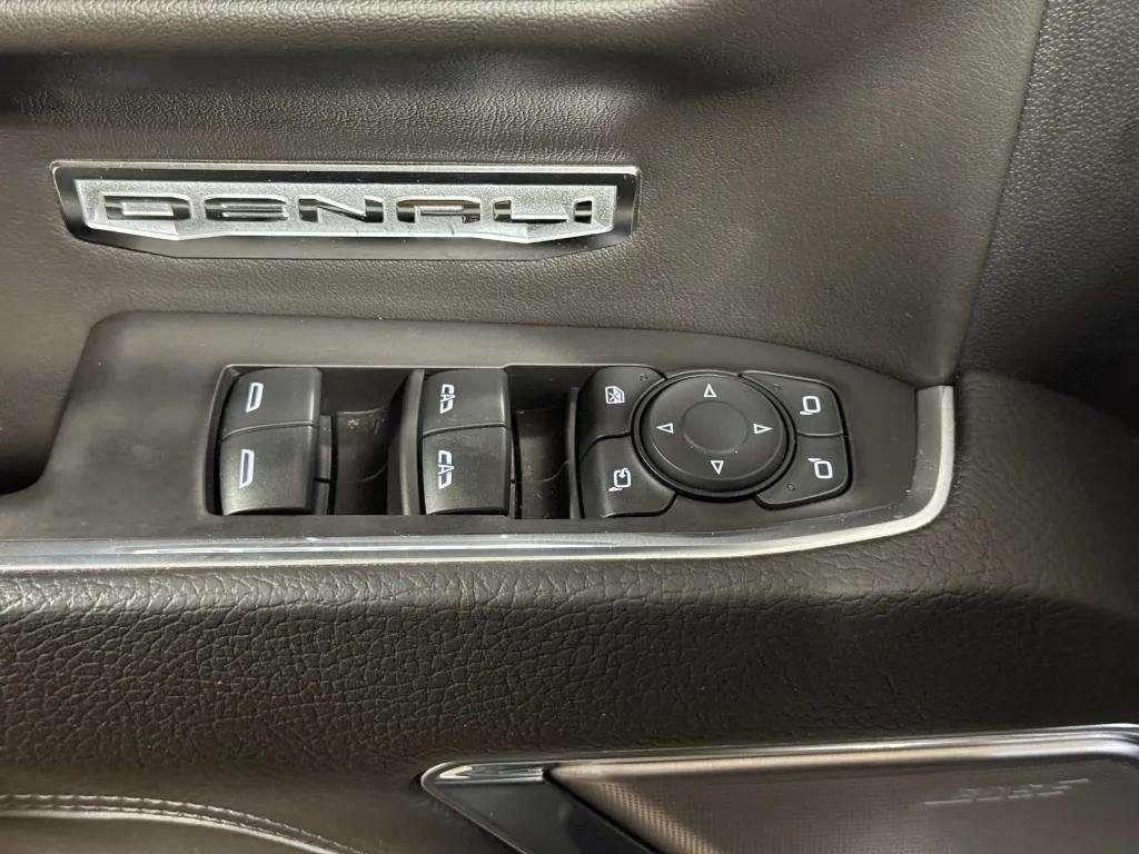 used 2023 GMC Sierra 1500 car, priced at $54,998