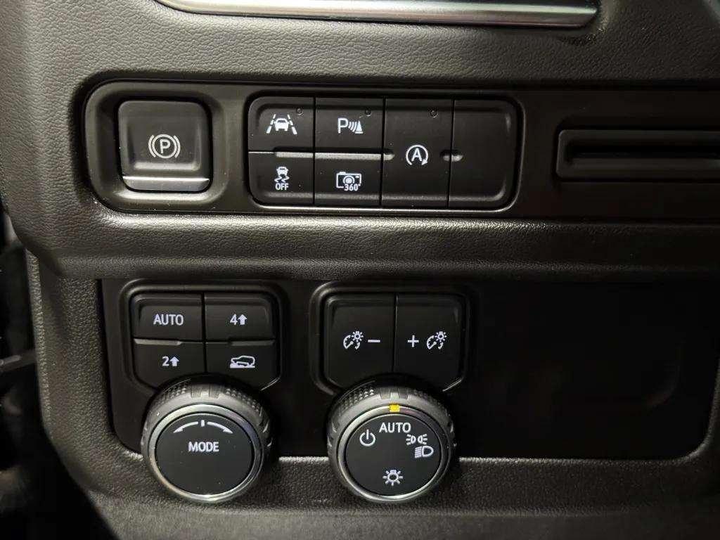 used 2024 Chevrolet Tahoe car, priced at $66,995