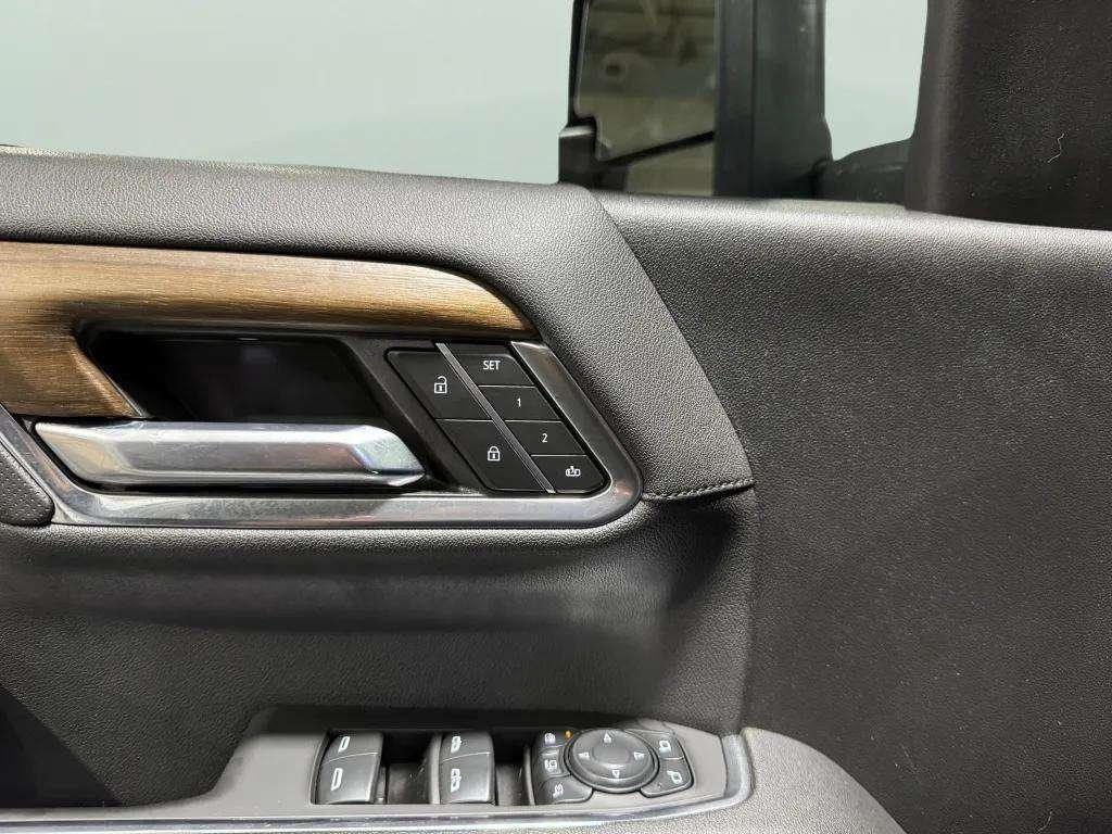 used 2024 Chevrolet Silverado 3500 car, priced at $68,995