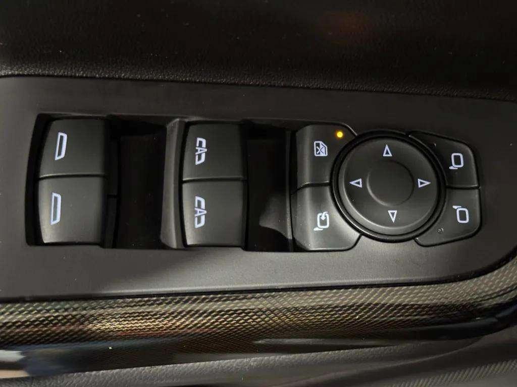 used 2023 GMC Acadia car, priced at $33,995