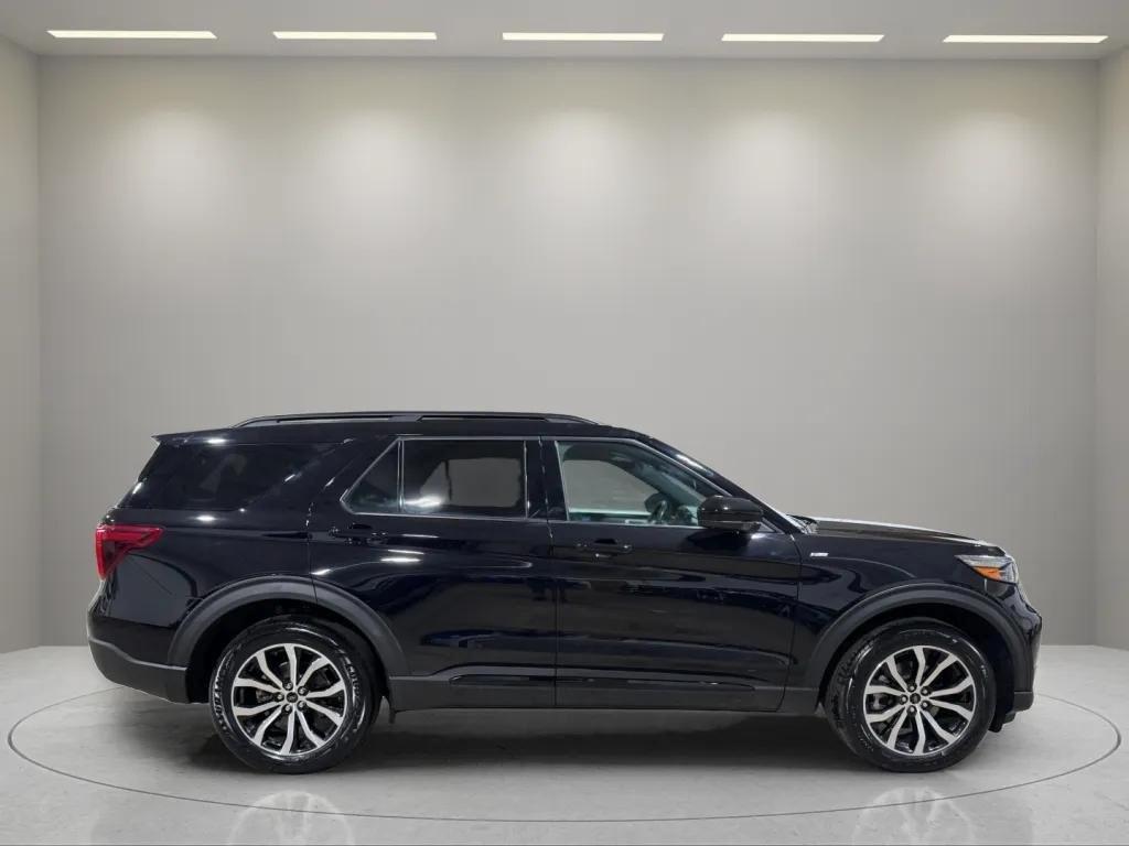 used 2022 Ford Explorer car, priced at $30,975