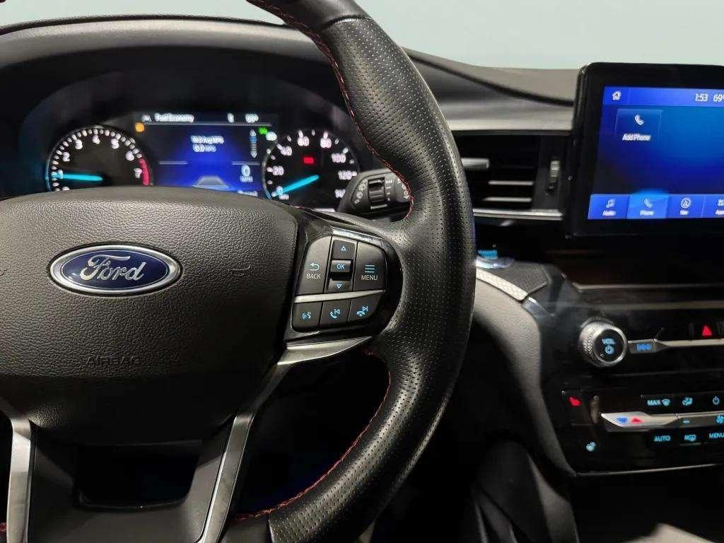 used 2022 Ford Explorer car, priced at $30,975