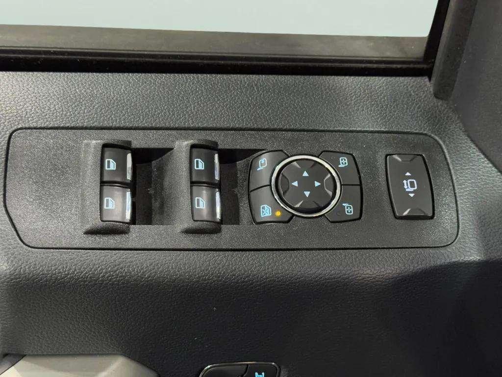 used 2022 Ford F-250 car, priced at $60,986