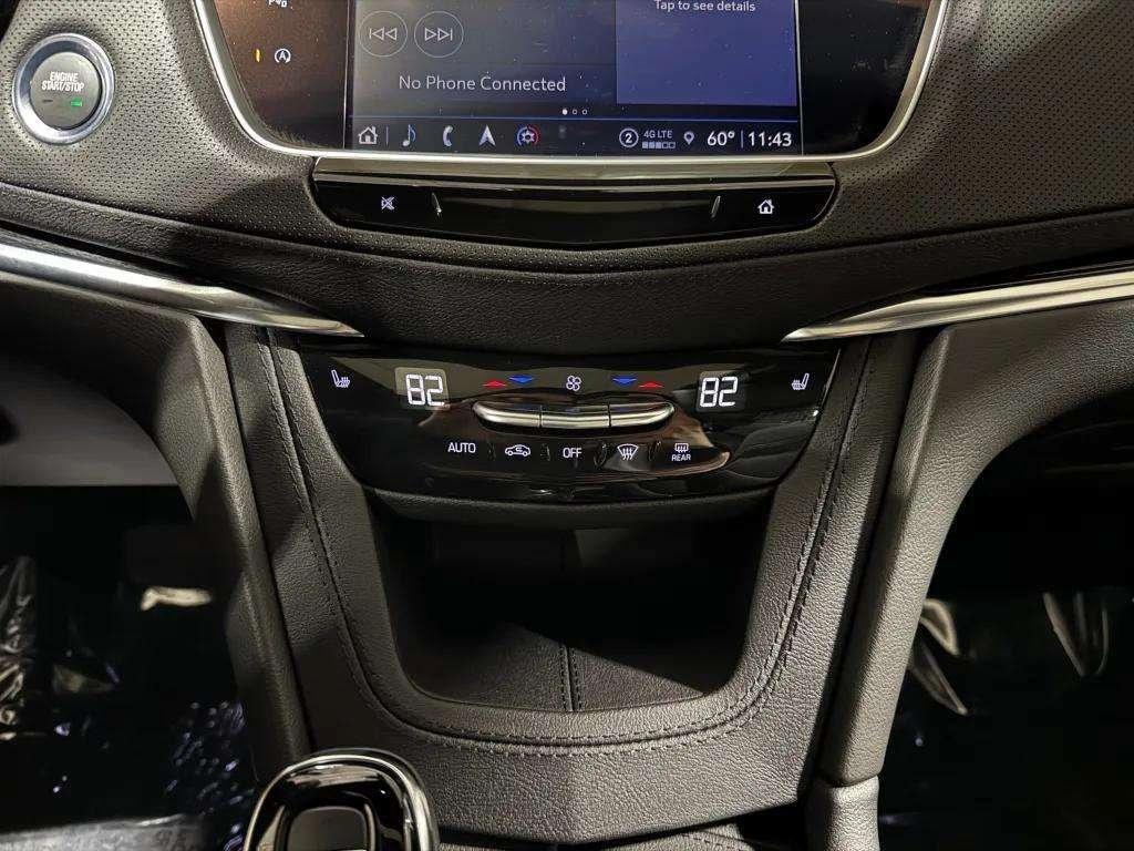 used 2023 Cadillac XT5 car, priced at $35,897