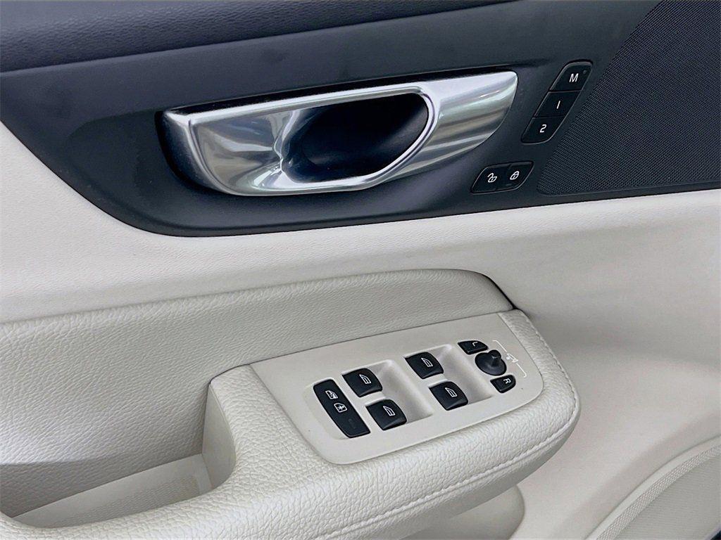 used 2021 Volvo V60 car, priced at $21,949