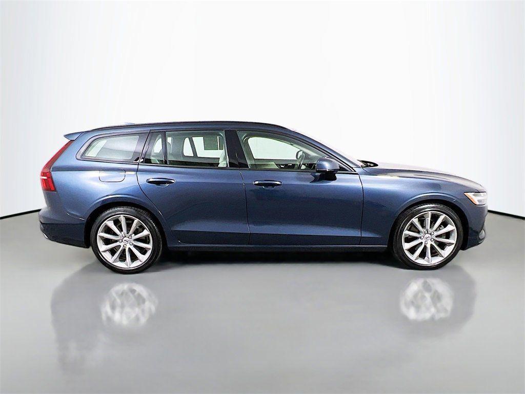 used 2021 Volvo V60 car, priced at $21,949