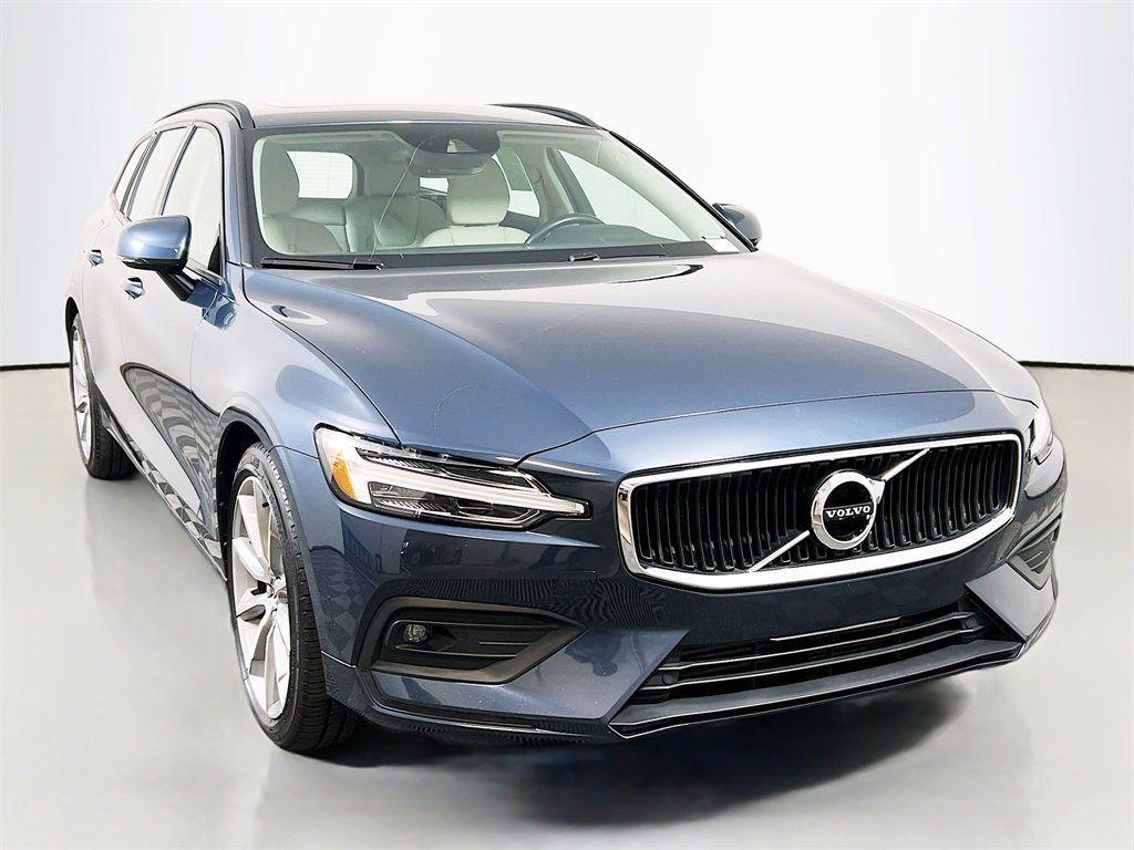 used 2021 Volvo V60 car, priced at $21,949