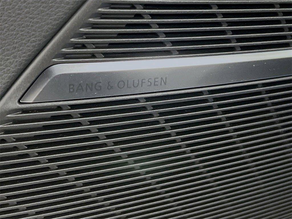 new 2026 Audi Q7 car, priced at $75,055